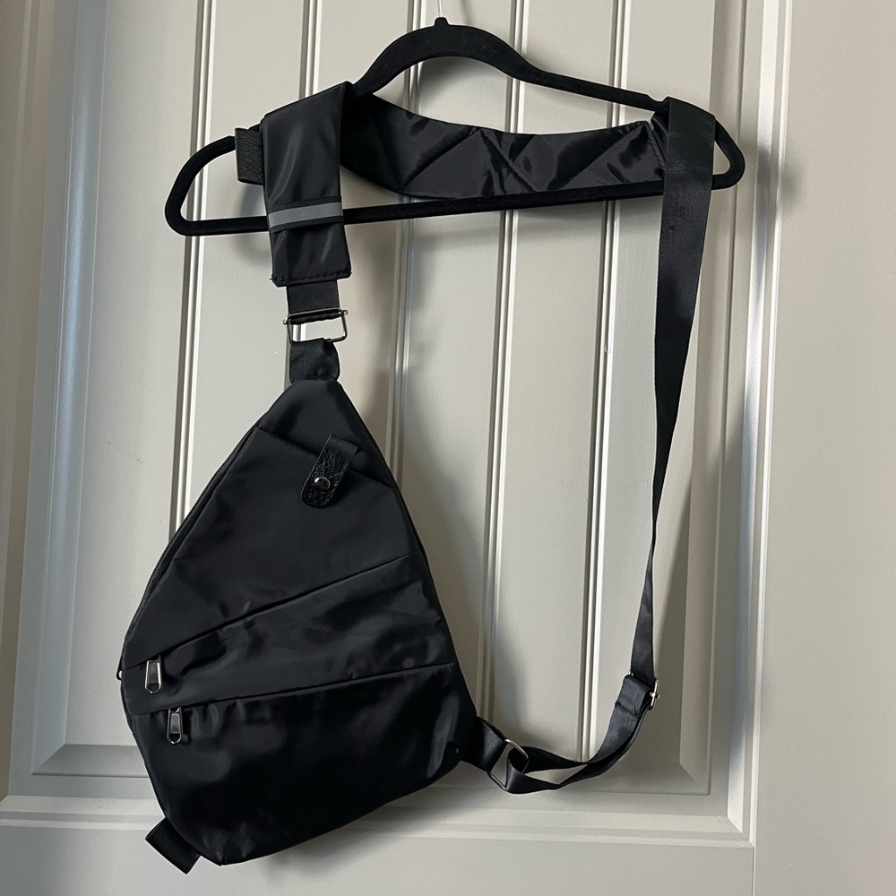 Crossbody multi pocket nylon light-weight shoulder bag